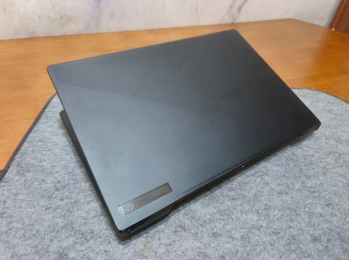 Asus rog zephyrus - rog,