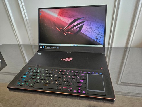 Asus rog zephyrus s17 - zephyrus, gx701